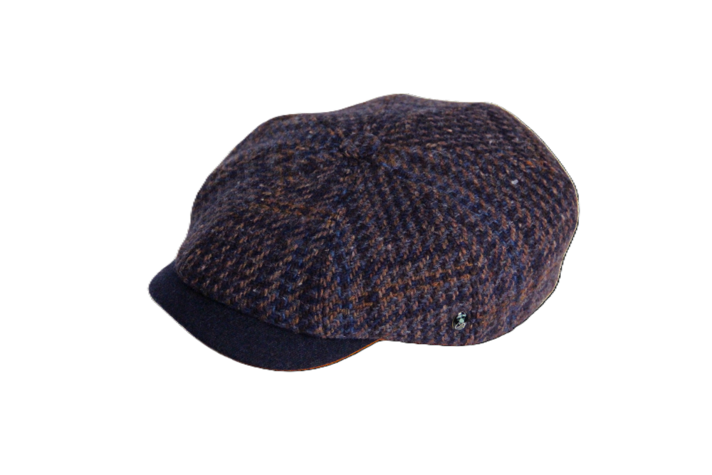 Beige flat cap.